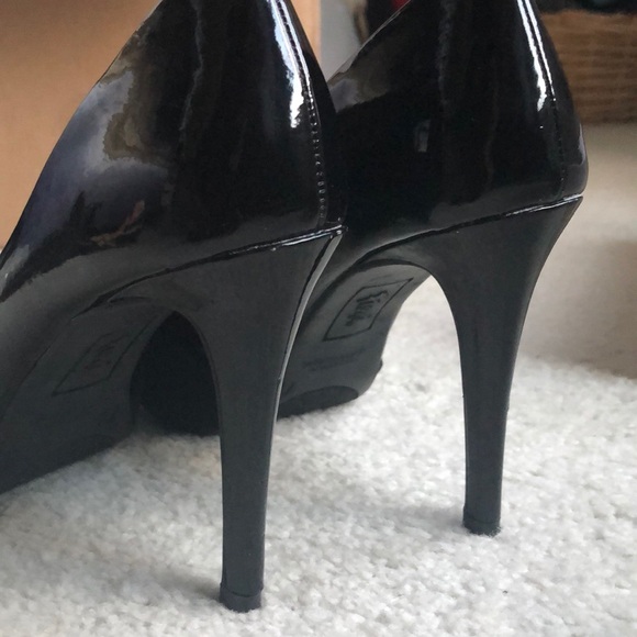 Fiona 4 1/2” Heels. Blk Pat. Leather/Faux Suede - Picture 3 of 7